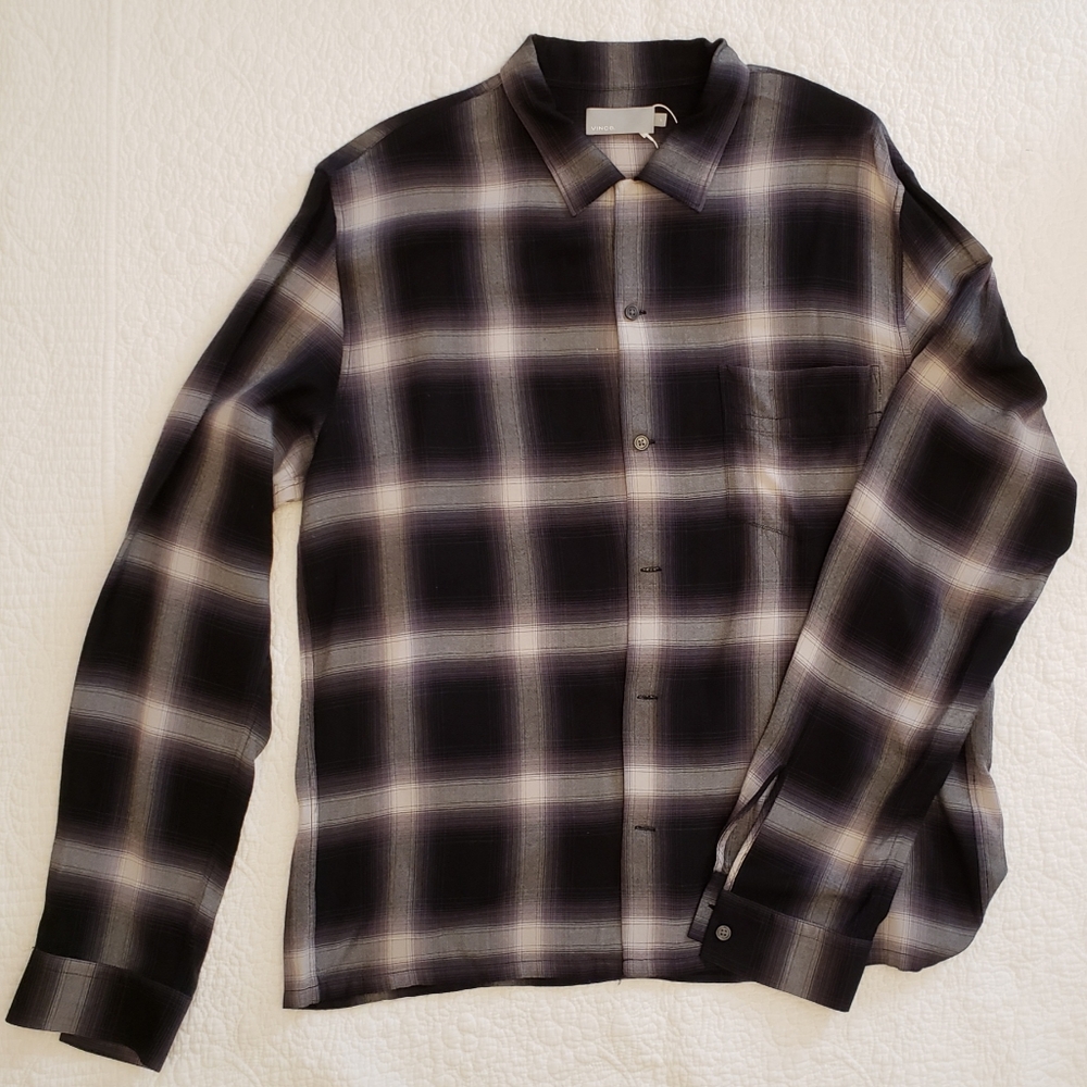 COPY - $245 Vince Shirt in Black Size L